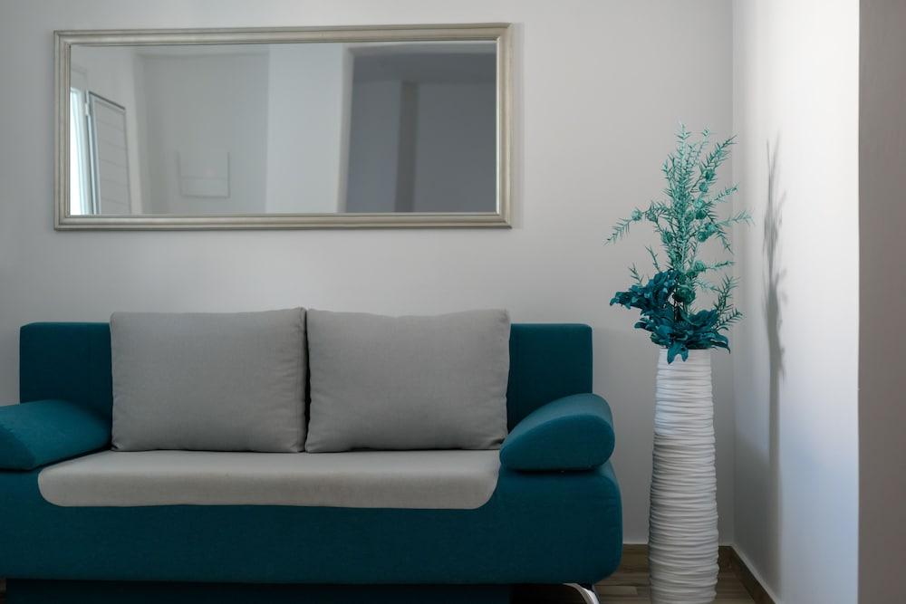 Oasis Suites Fira Firá Buitenkant foto
