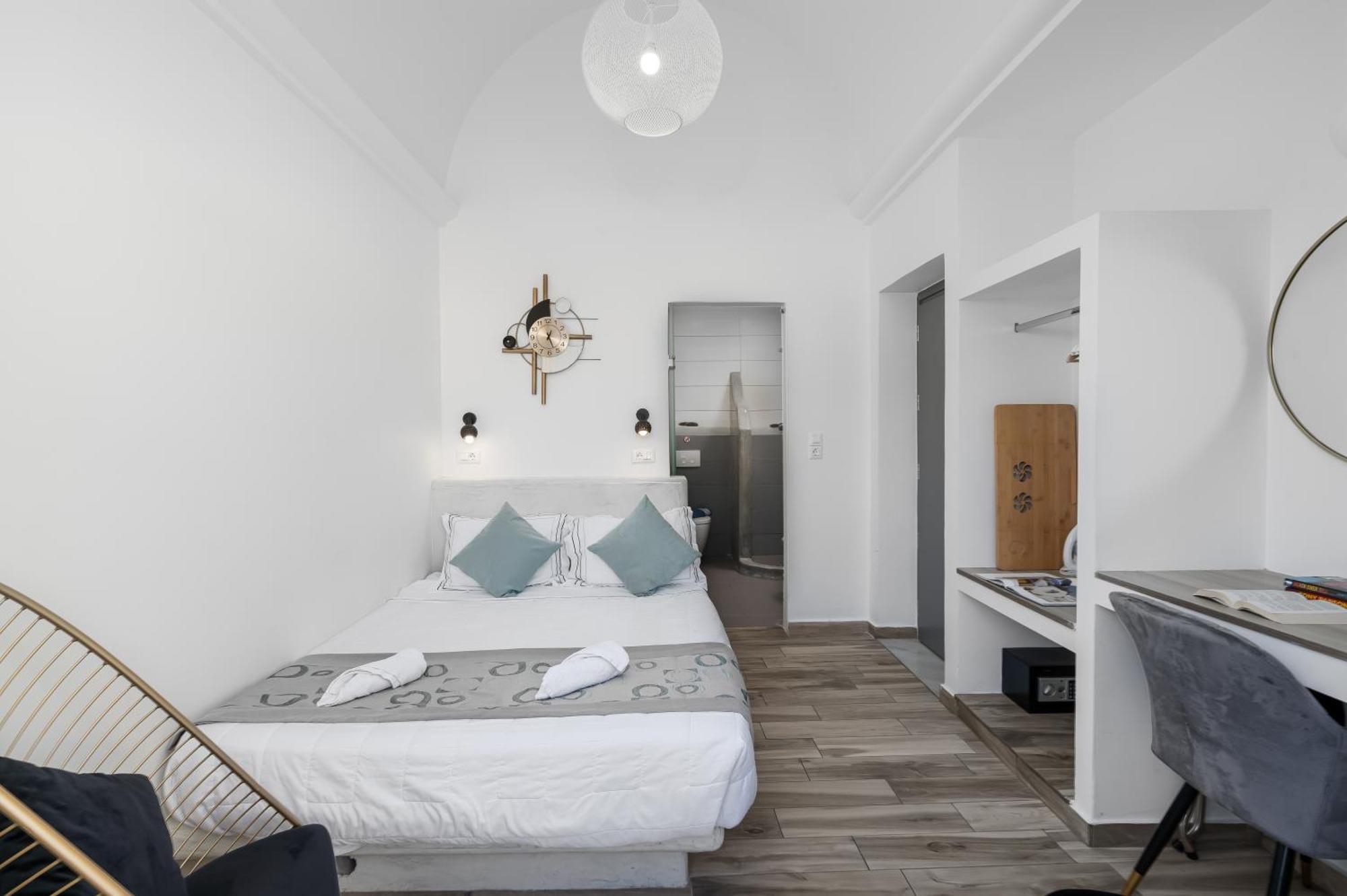 Oasis Suites Fira Firá Buitenkant foto
