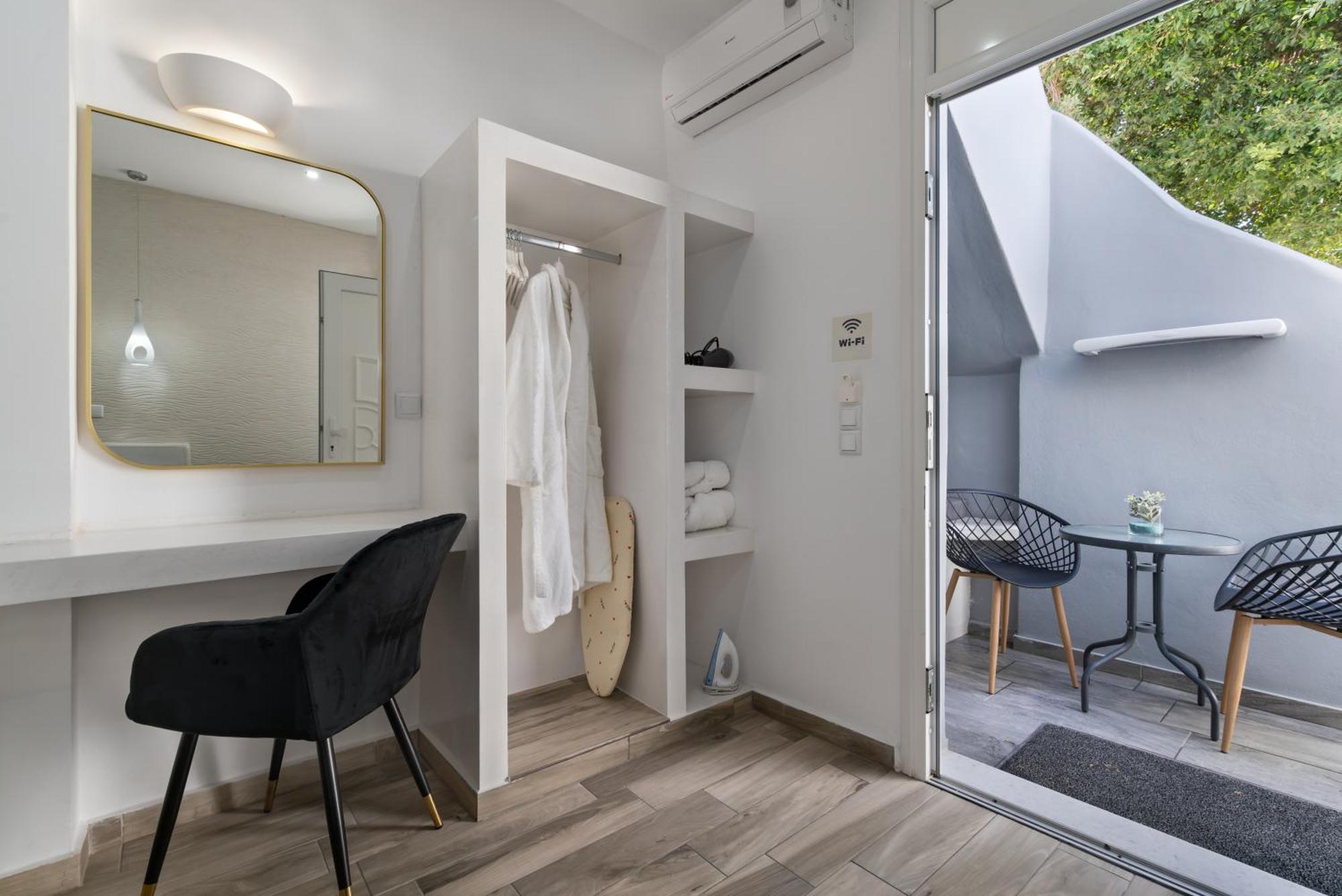 Oasis Suites Fira Firá Buitenkant foto