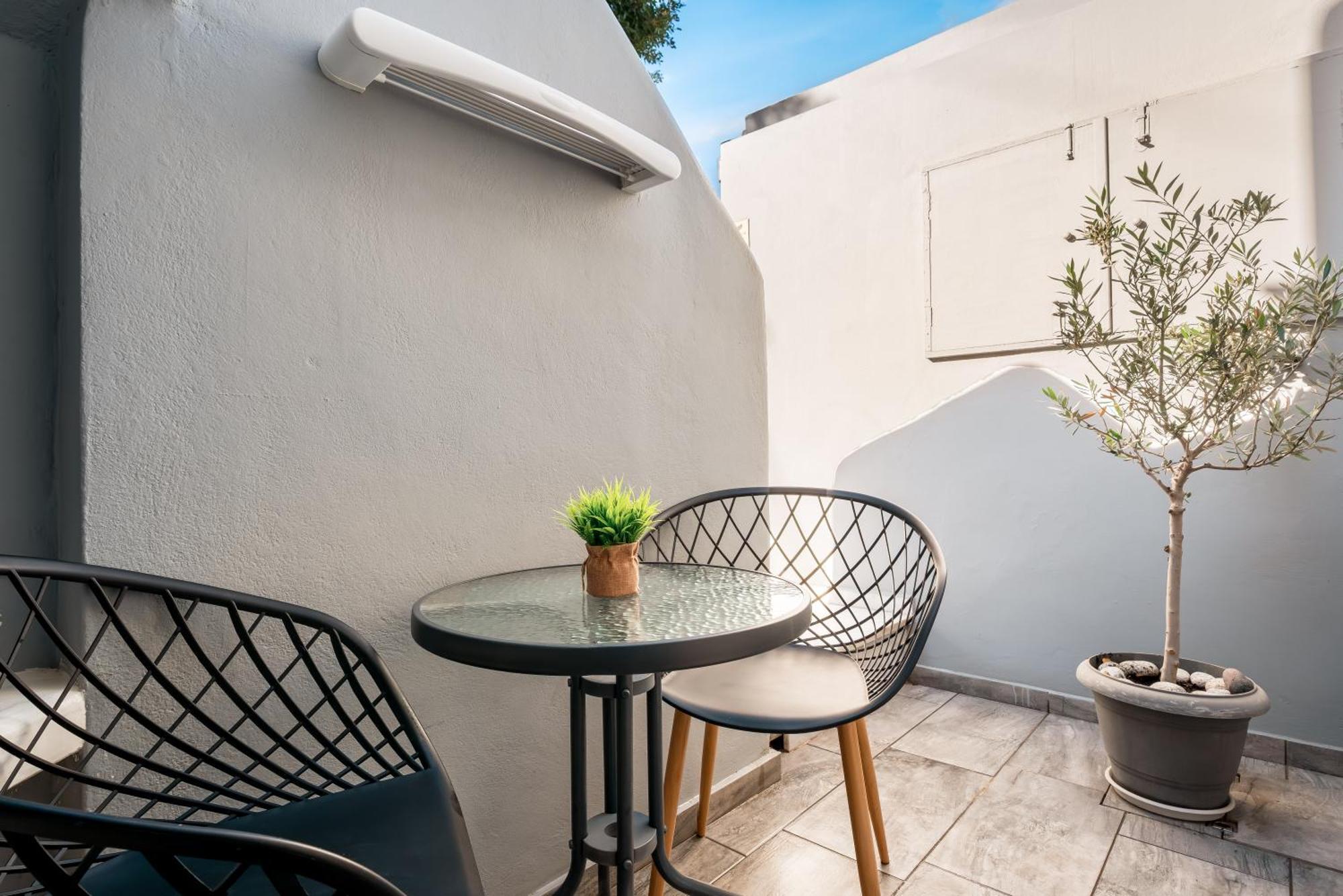 Oasis Suites Fira Firá Buitenkant foto