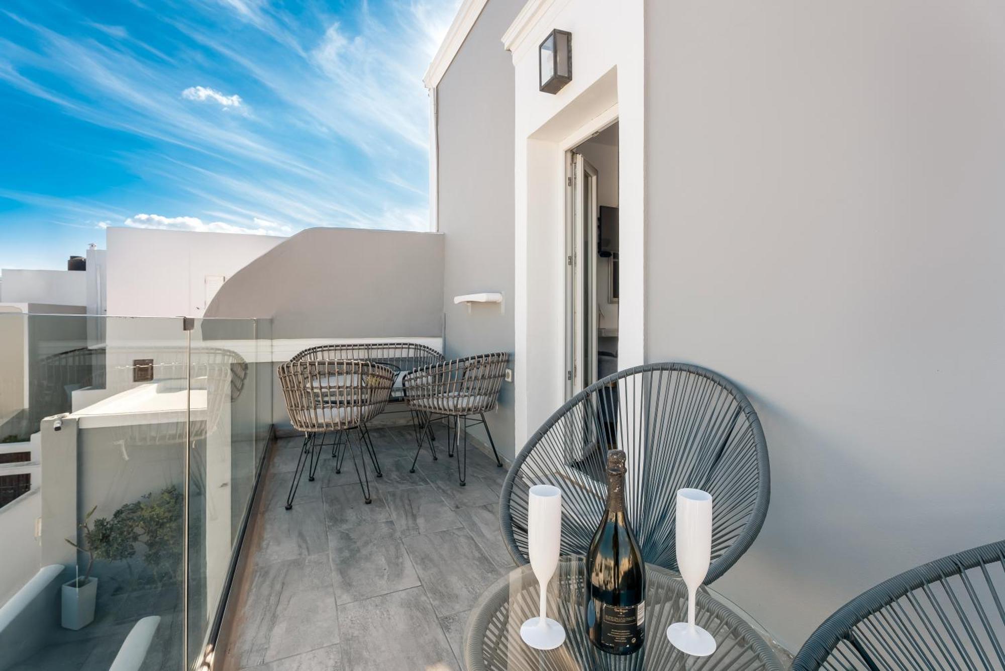 Oasis Suites Fira Firá Buitenkant foto
